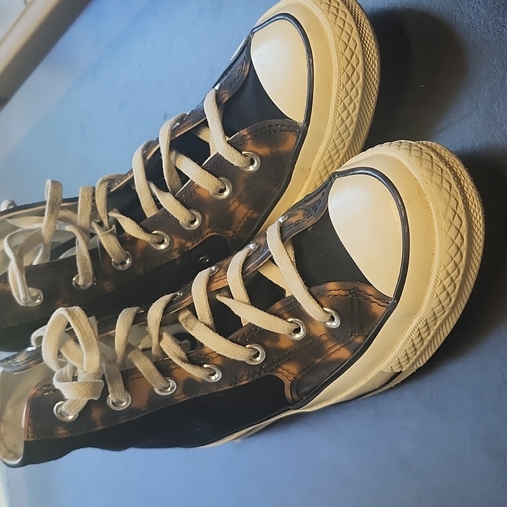 High-Top Sneakers - Tortise Shell Accents
